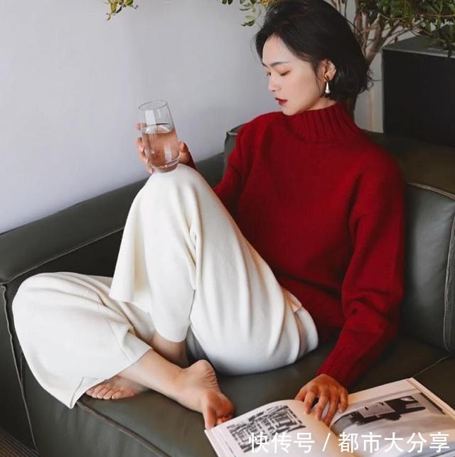 毛衣|今年流行的“红色毛衣”，如何搭配才显高级气质