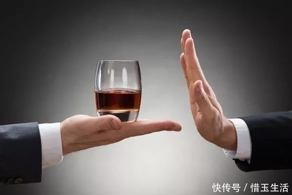 小敏|公认对糖尿病伤害最大的5种行为,喝酒排第5,第1你猜到吗?