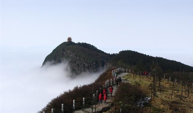 峨眉山|峨眉山你知道在哪里吗——这里还有哪些知名景观一起来看看吧