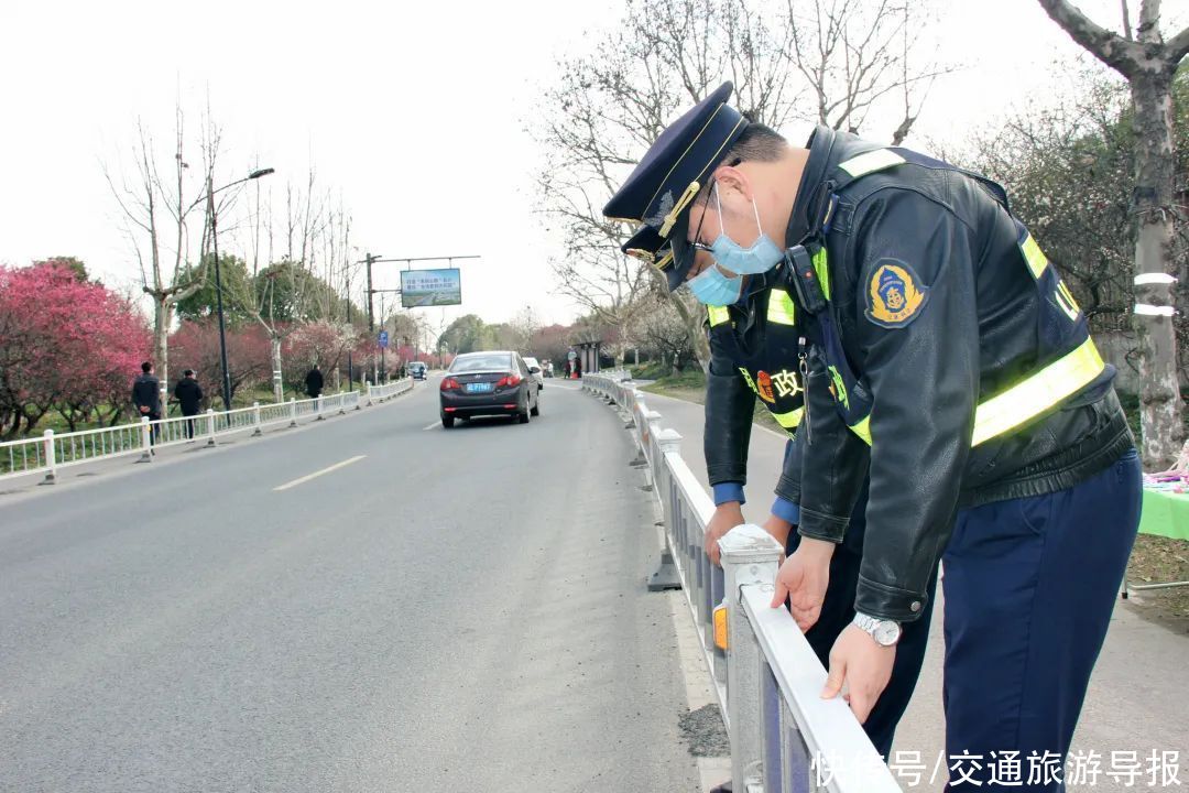 余杭：十里梅花香雪海，“护花使者”保安全