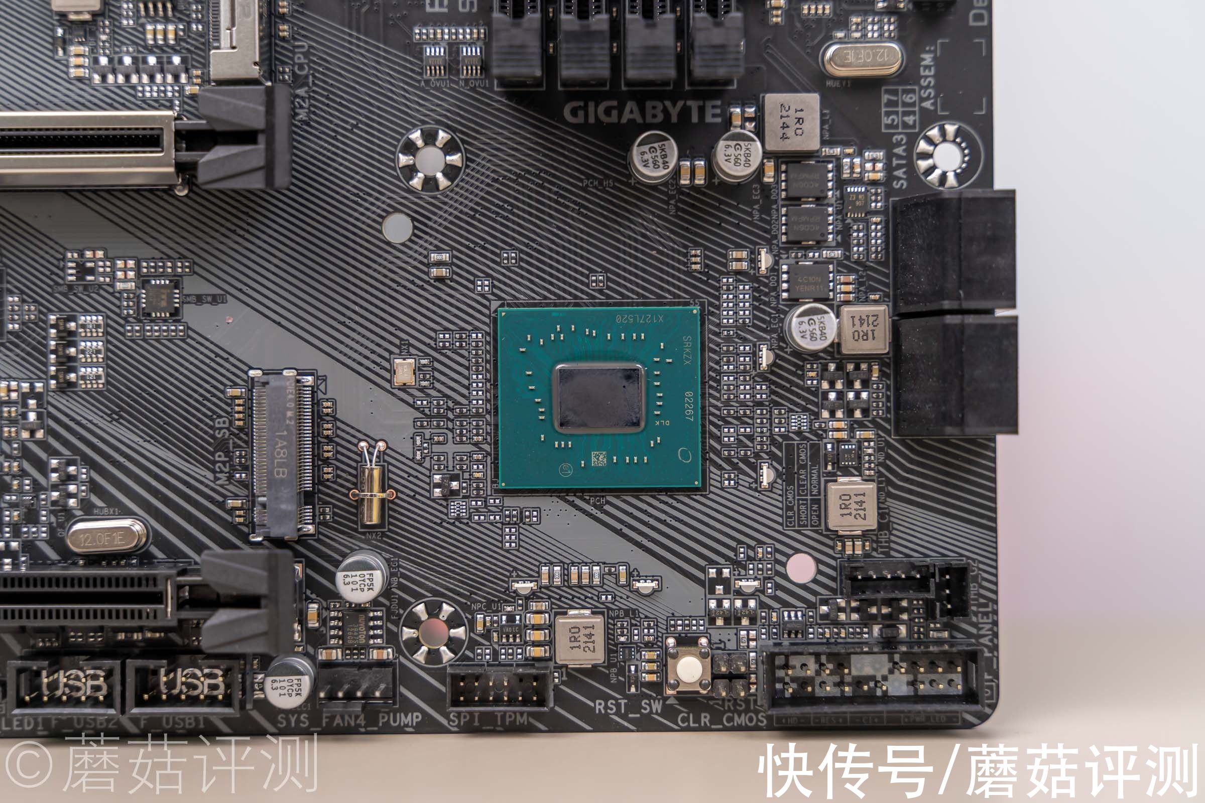 外观出色，细节配置上乘、技嘉雪雕B660M AORUS PRO AX DDR4主板 测试