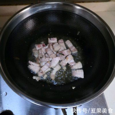  蒜苗|配着这盘蒜苗炒肉，米饭可以吃三大碗