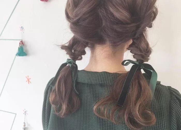 教程|卷发怎么扎简单又好看,学会这5种就够了