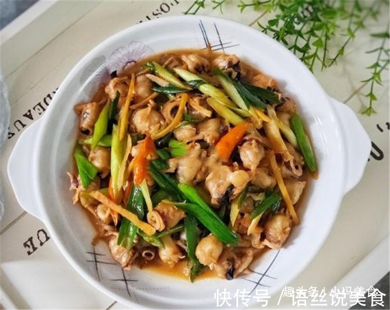 墨鱼加上这食材一起炒，清香鲜美，鲜嫩爽辣，老公下酒菜必备