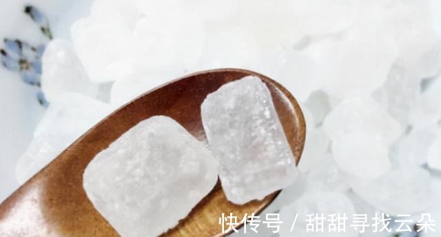 买冰糖时，到底选黄色的还是白色的原来区别这么大，涨知识了！