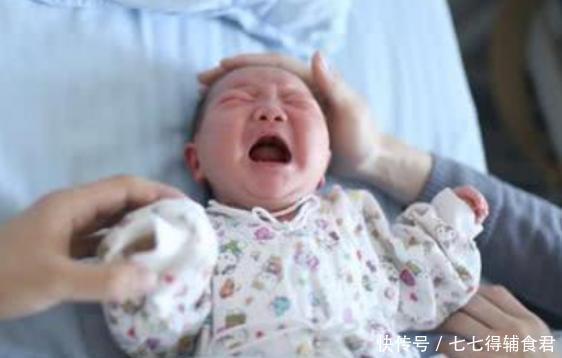 怒斥|宝宝拉臭臭,用水洗还是纸巾擦新手妈妈这样做,医生怒斥无知