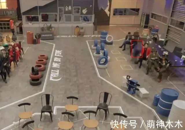 《哥哥》后期連夜給李云迪打碼,馬賽克粗糙,網(wǎng)友調(diào)侃:逐步暴躁