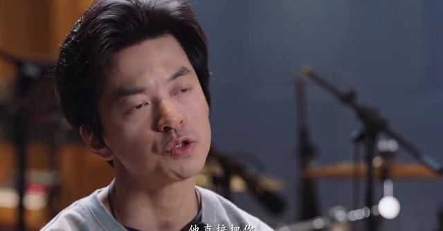 中国好声音|李健眼中的单依纯:可以成为名声在外的偶像