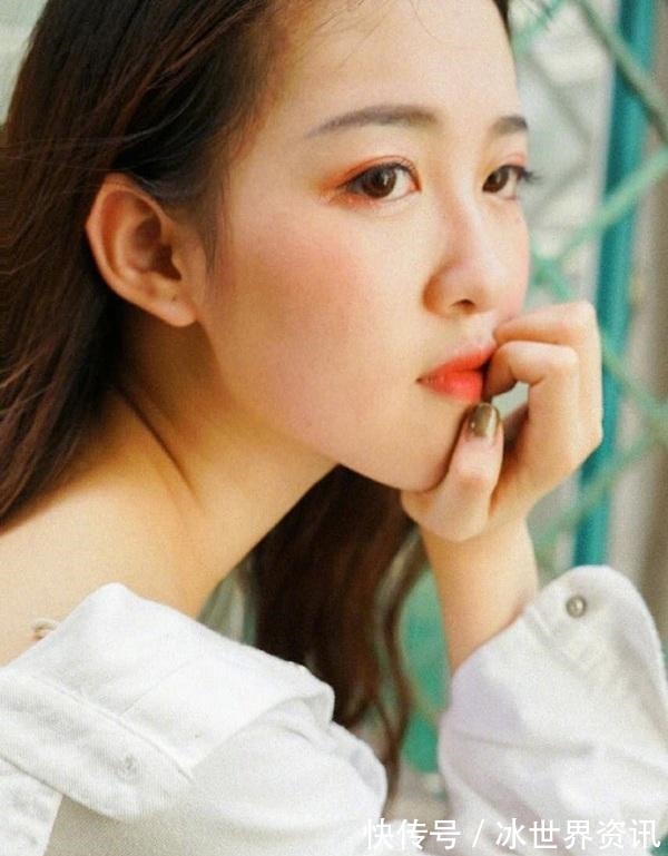 学生时代|学生时期脸上若出现5个特征, 可能长成“女神脸”, 很少有人符合!