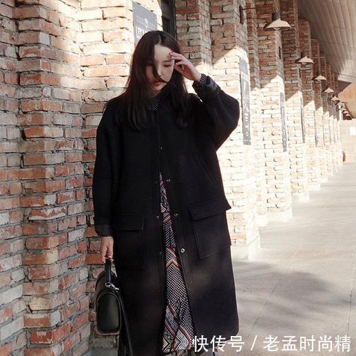 大衣 今年流行的毛呢外套款式真多,时尚的女人怎么搭的,简直美翻天了