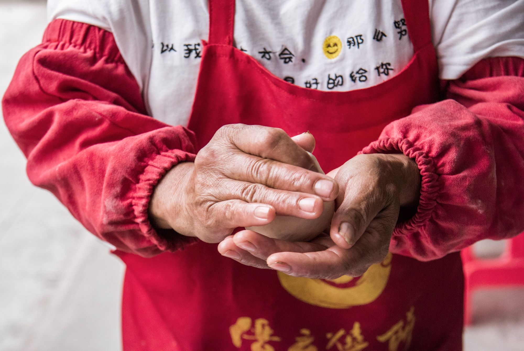 沙县|被称为下一个沙县小吃的缙云烧饼，深受食客喜爱，秘诀在“桶”里