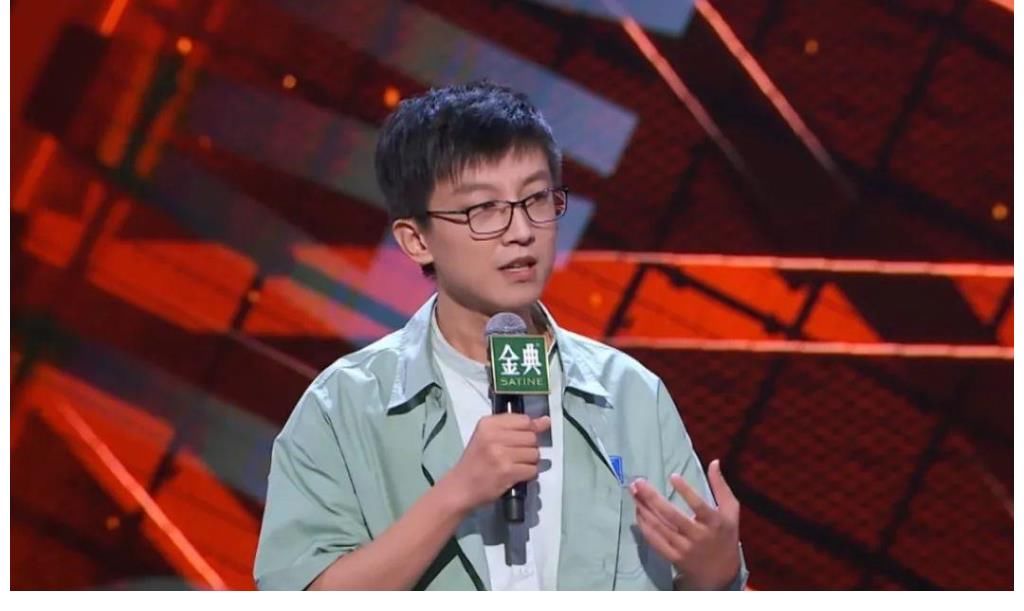 李诞|《脱口秀大会》:再讲外国老公糗事,张踩铃击败“冠军候选人”