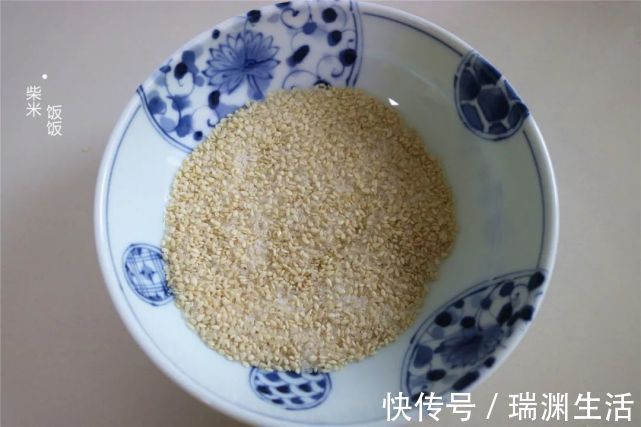 面包|想吃面包不用买，自己在家做很简单，香软拉丝，孩子喜欢