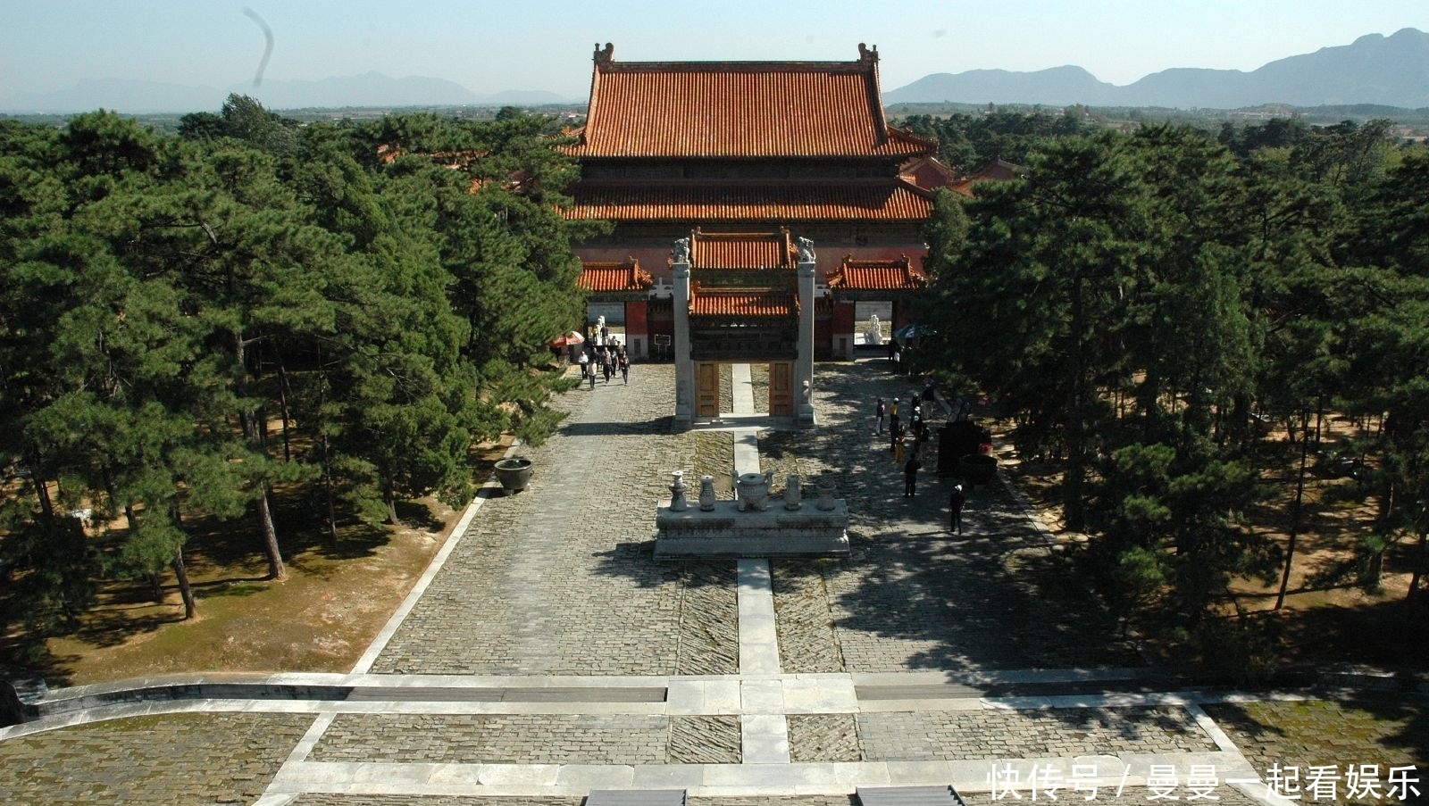 清朝灭亡都100多年了,为何至今还有人守皇陵,谁给他们发工资?