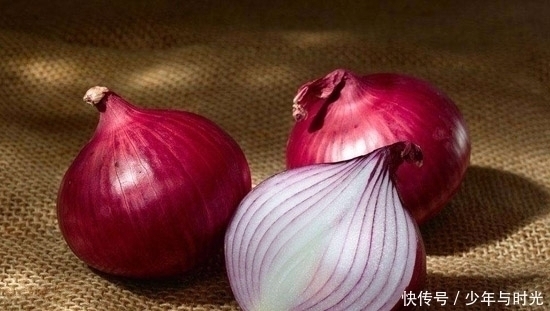 常吃|常吃洋葱的人,身体不会差,但切忌与一物同食,偏偏很多人犯错误