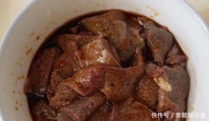 腥味|炒猪肝时,直接下锅是大错,多加一步,猪肝鲜嫩无腥味,特别香!