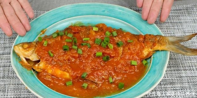 无论煎什么鱼,只要牢记“1道口诀”,煎出来的鱼不破皮还不粘锅!