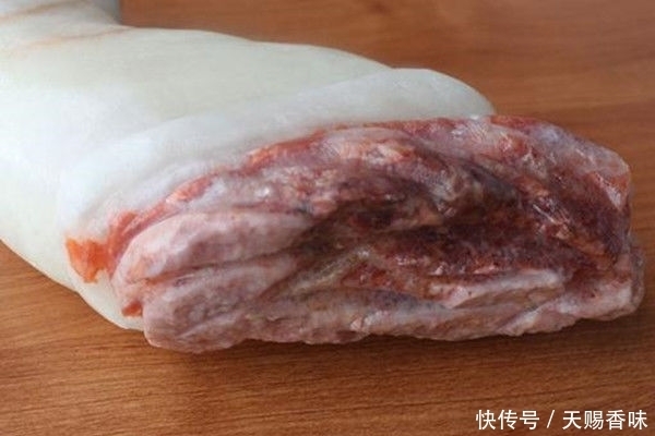 小李|男子钓鱼钓来的“猪蹄”,仔细一看竟是这个