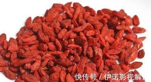 枸杞|枸杞和它是好兄弟，坚持喝3天，或许肾补满，肝也慢慢干净