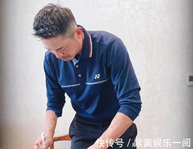 曝光|林丹又一豪宅曝光!绿植包裹环境优美,荣誉写在石雕围栏上