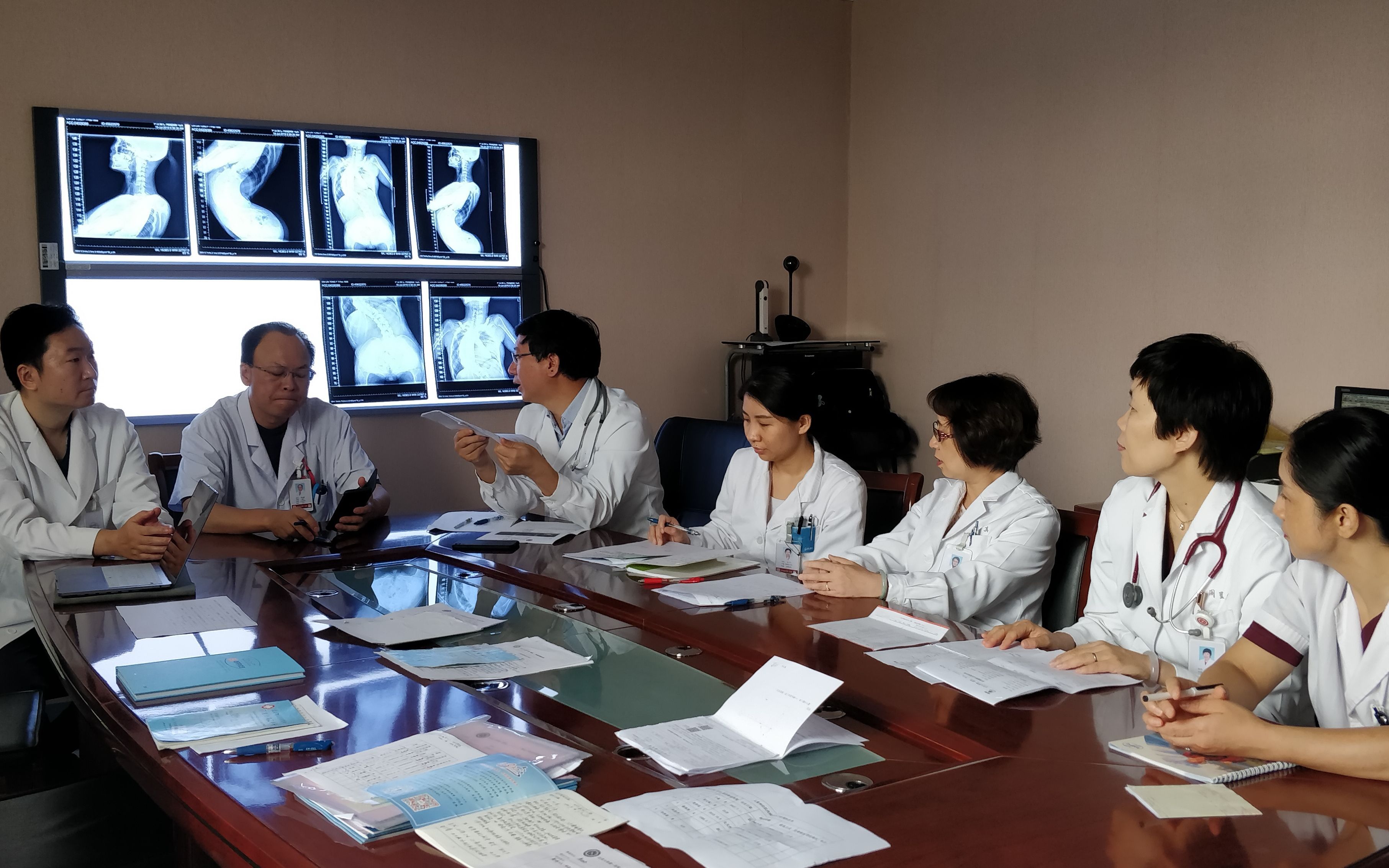 门诊|他们组建联合门诊，为罕见病患儿“拓宽”生命