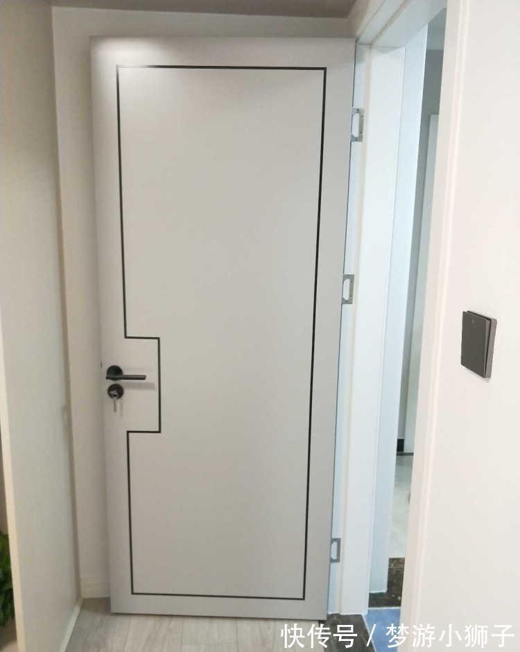 浴室柜|装修18万的简欧风,入户玄关超实用大气,客厅沙发见了都赞