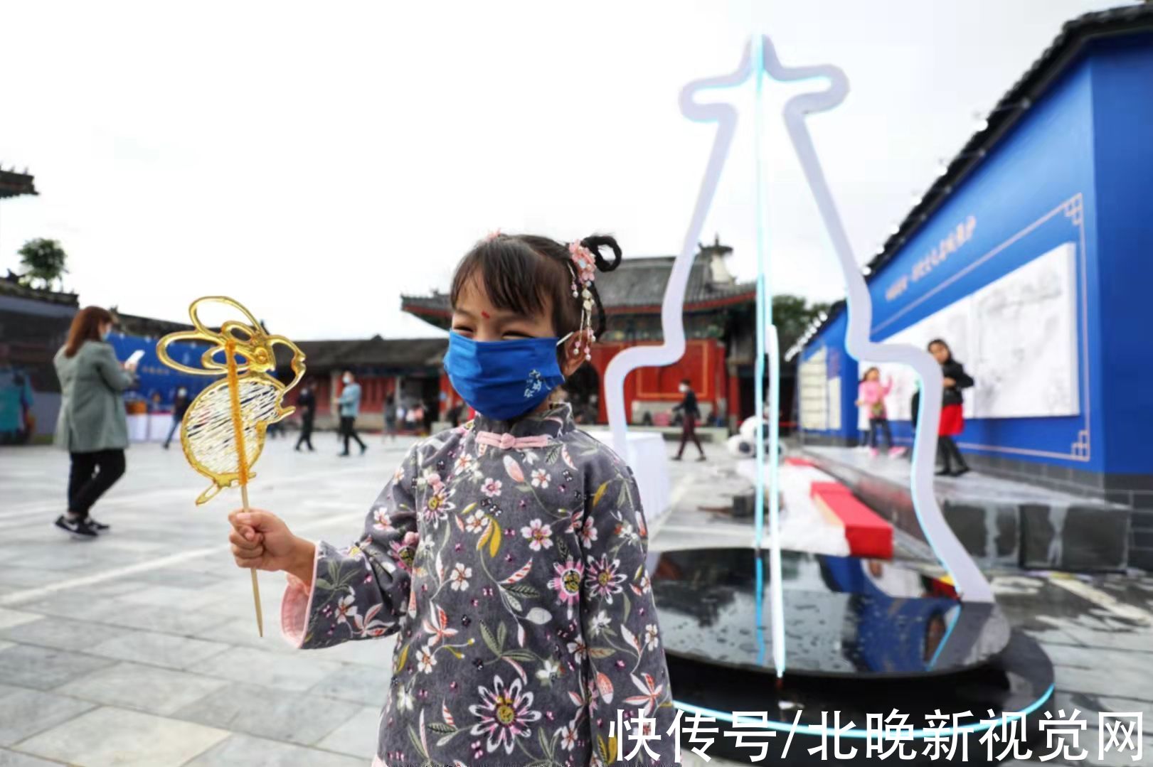 历史文化|助力老城保护与复兴!单霁翔白塔夜话开讲