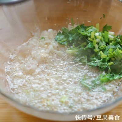 莱德斯|简单易做沙姜白切猪手！全家人都爱