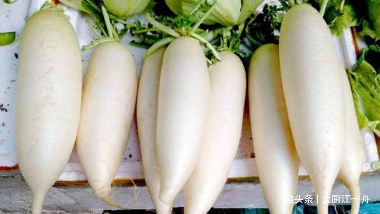 入冬后多吃萝卜，教你4种新吃法，营养解馋，端上桌全家抢着吃