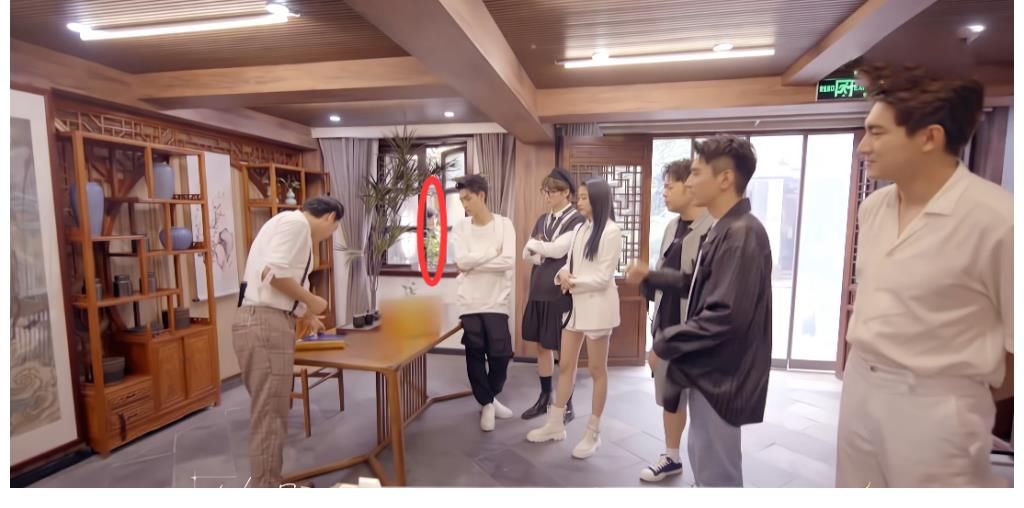 《最后的贏家》黑衣人線索公開，矛頭指向“斧頭幫小弟”