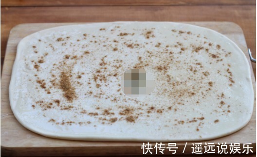 好吃|花卷新做法，简单一做就特好吃，底酥脆上暄软，比蒸着吃香多了