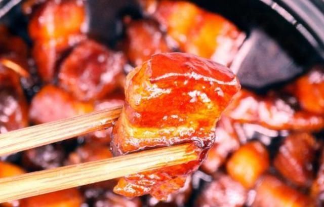 红烧肉|红烧肉你是加白糖还是加冰糖餐厅主厨都错了教你怎么做才好吃