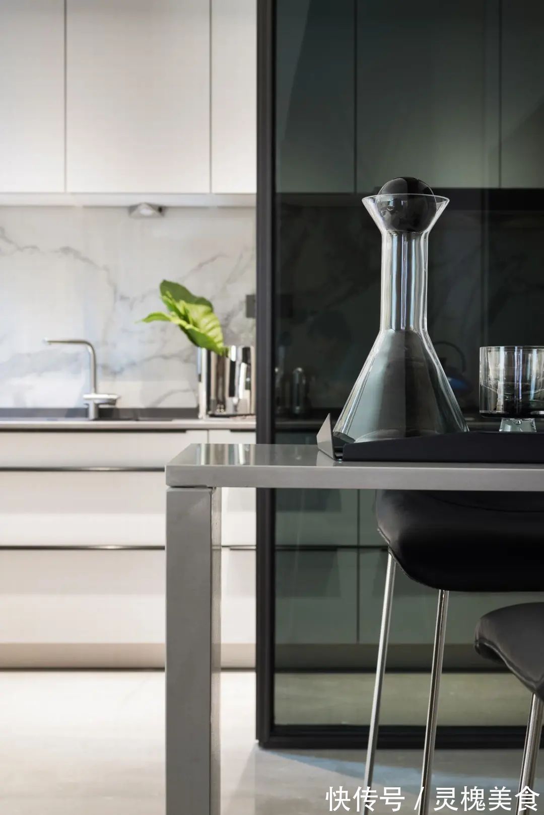 现代|210㎡联排小别墅,现代大方的布置,配色令人舒适