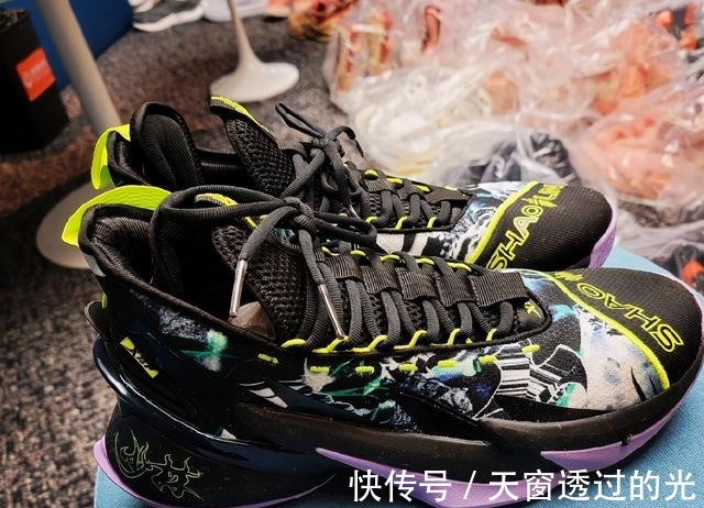 篮球鞋 特步携手少林寺推出“少林”系列篮球鞋!打造篮球鞋中的扫地僧!