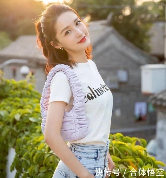 烂大街的包包别背了!2021春夏最流行的是这些