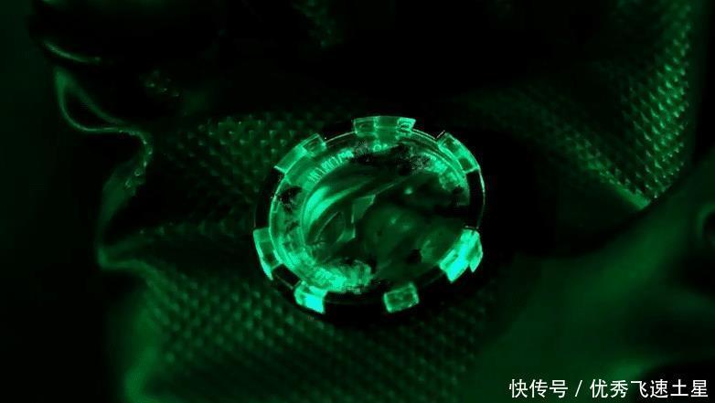 利亚勋章|泽塔奥特曼这2个细节,说明贝利亚有可能复活,你注意到了吗!