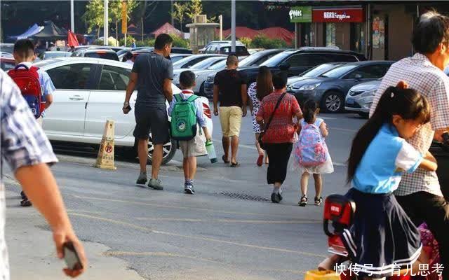 孩子上幼儿园怎么选？6点建议家长请收好，按着来准没错！