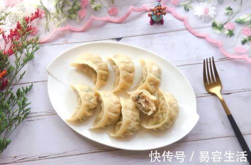 馅料|白菜焯水再包馅大错特错,加盐也不对,这种做法最正确,香嫩紧实