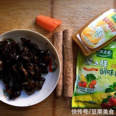 时蔬界的经典黑白配，山药炒木耳