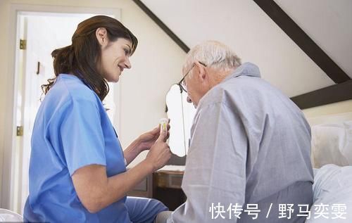 药物|医生一再嘱咐不要乱用药，尤其是这5种，很容易会诱发尿毒症！