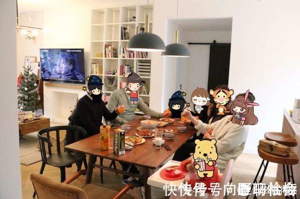 书房|他120㎡家，一进门玄关就把我吸引，全屋空间极致利用，真的很巧妙