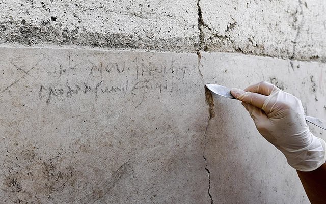 火山爆发|庞贝古城中发现“巫师的宝库”,里面的宝石数不胜数