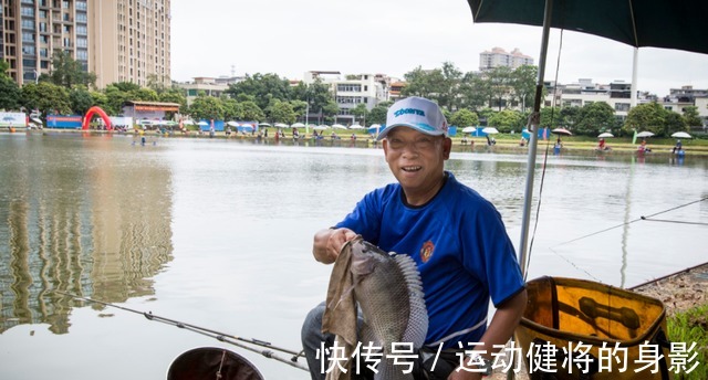 想要钓鱼配方的朋友,看这里,我给你!