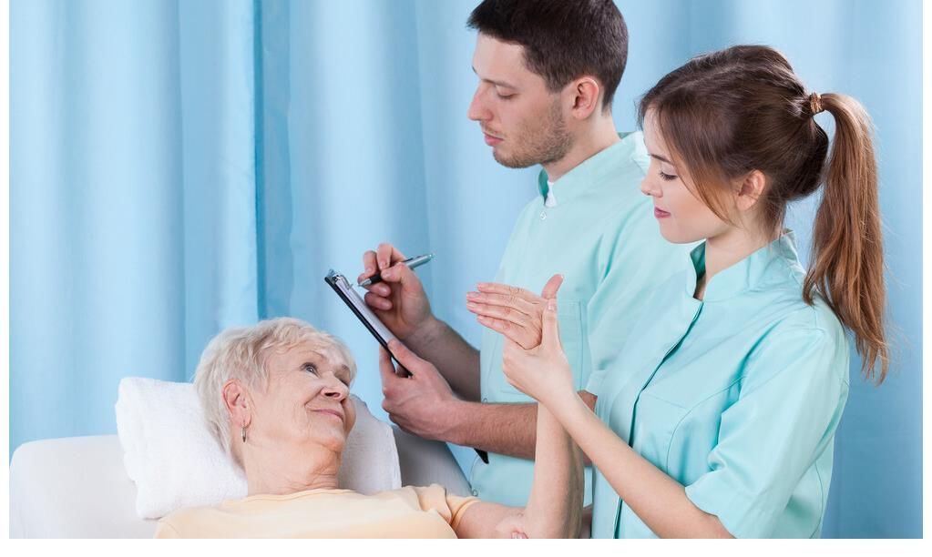 碳酸饮料|不管腿疼多久，骨科医生：秋天坚持1件事，赶走骨质疏松