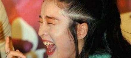 同样是大笑，张雪迎丑，赵丽颖丑，杨紫丑，而她最好看