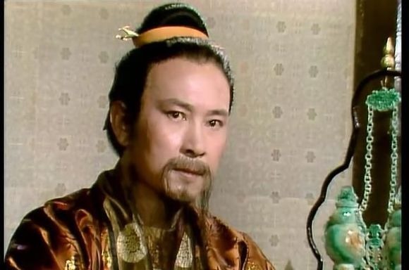 荣国府$王夫人是荣国府的女主人, 怎么不受家人“待见”呢