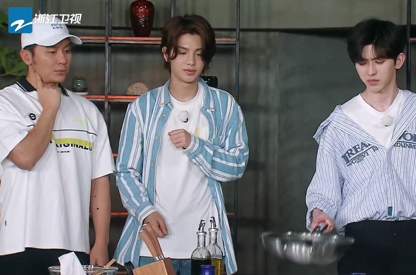 跑男|《跑男》為何要力捧21歲的蔡徐坤黃明昊連續(xù)兩期做客,就是答案