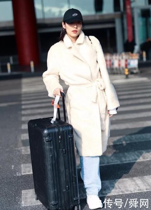 新年怎么穿?既时髦又让七大姑八大姨挑不出毛病