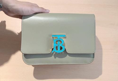 大牌包包锁扣奥秘多~你最爱哪个？