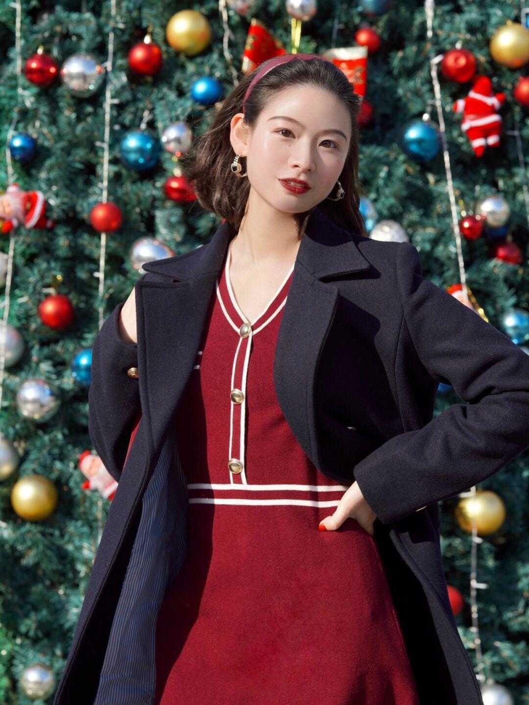 浅色系 求你别穿羽绒服了,大衣才是今年的必备品,优雅显气质